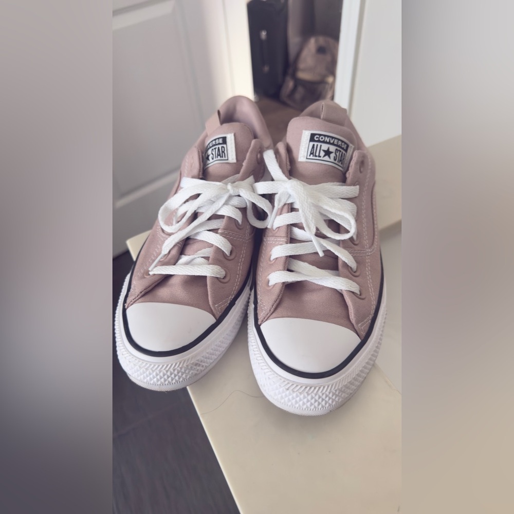 Converse Chuck Taylor Rave Low Shoes - Womens